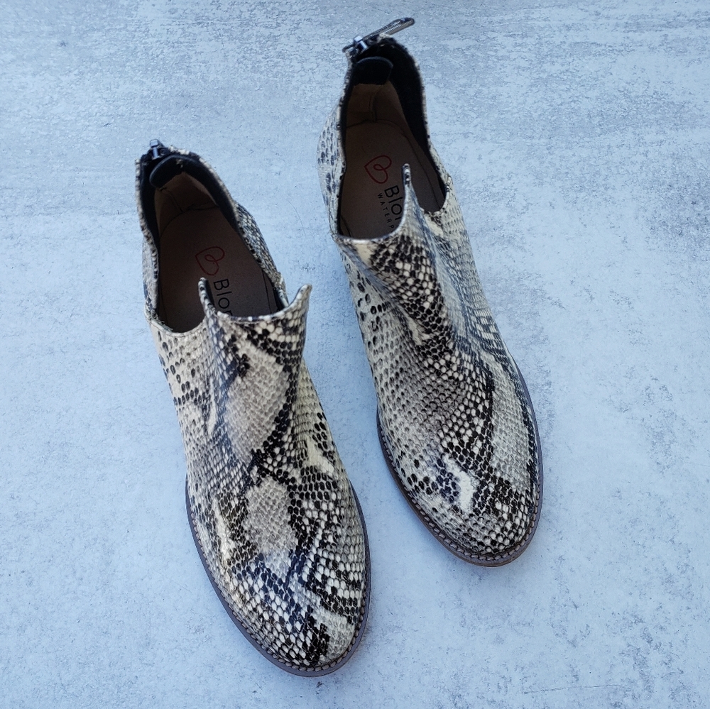 Blondo Waterproof Leather Snakeskin Python Ankle … - image 4